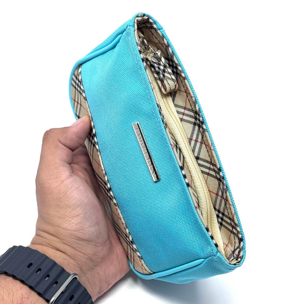 Burberry Zipper Pouch - Picture 2 of 13